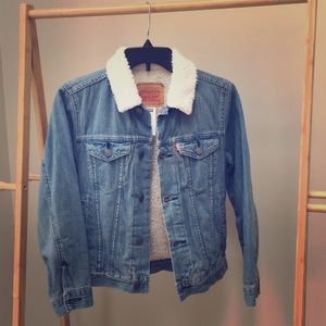 Levi’s Sherpa Collar Denim Jacket Size Youth M